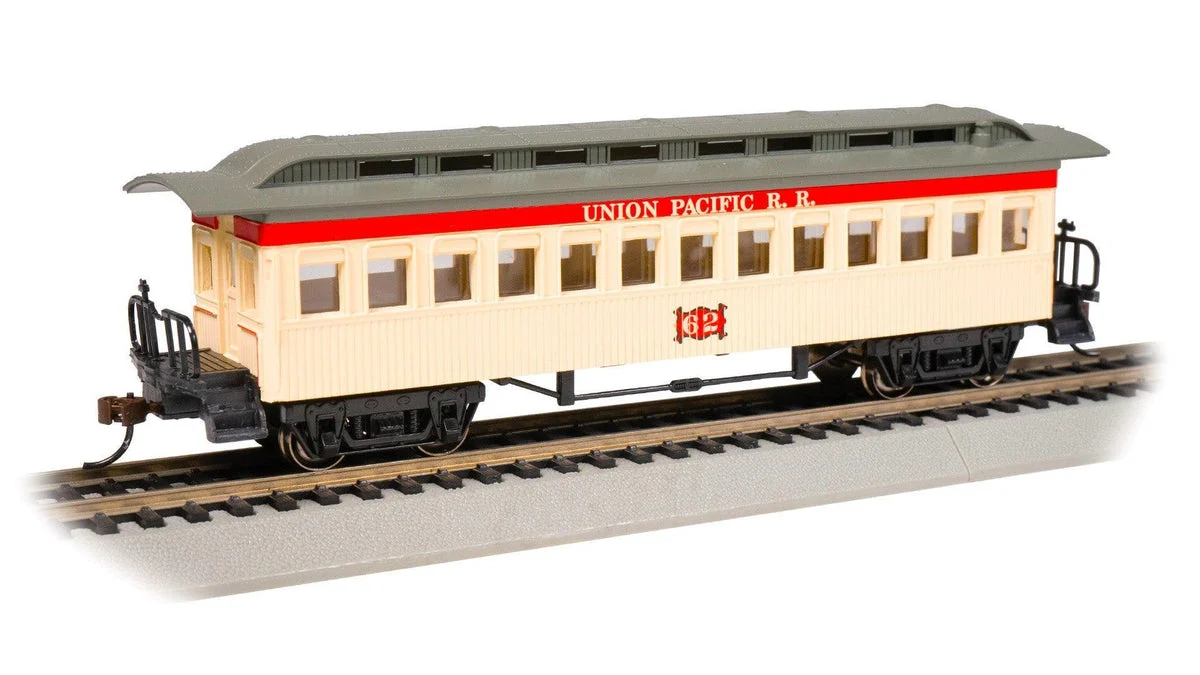 HO Bachmann Union Pacific #62 - Coach (1860-80 Era) 13410
