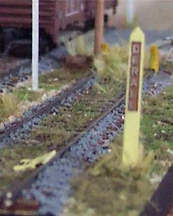 HO Osborn Derail and Post 1041 - Osborn Model Kits