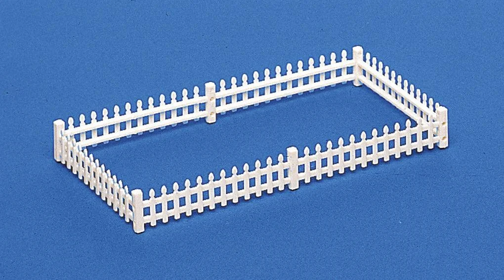HO Scale Bachmann Picket Fence 42100 - Bachmann Trains