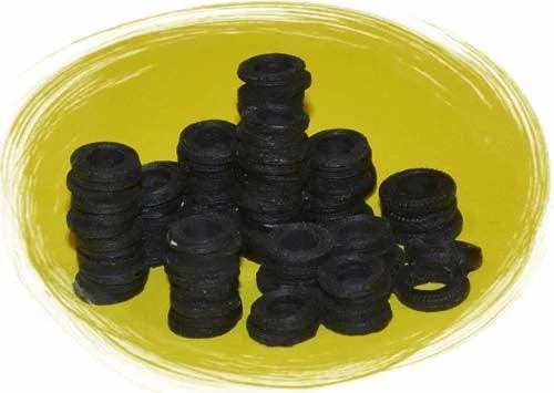 HO Scale Bar Mills Stacks of Tires 210 - Bar Mills Models