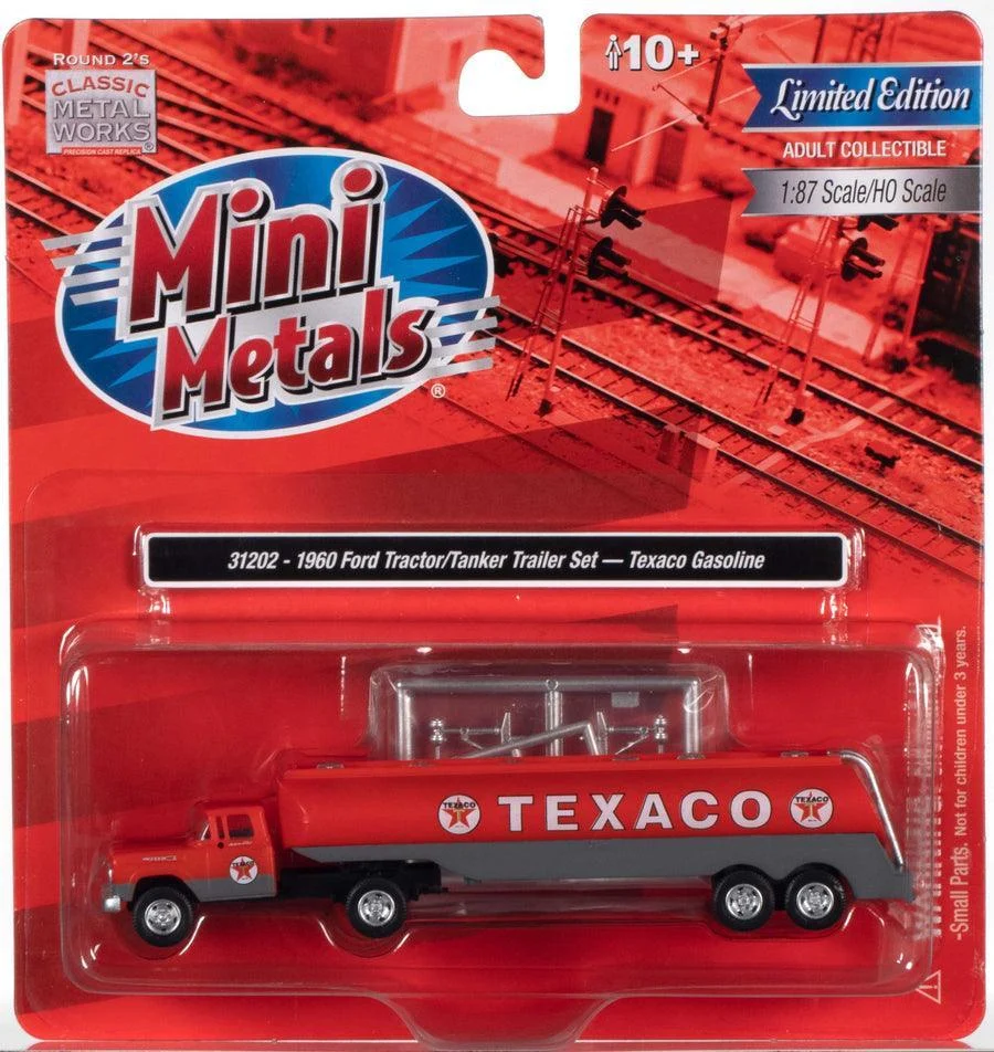 HO Scale Classic Metal Works '60 Ford Tractor w/Tanker Texaco 31202