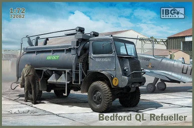 1/72 IBG Bedford QL Refueller Plastic Model Kit - IBG Models