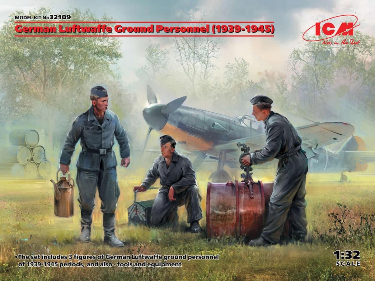 ICM Models 1/32 ICM German Luftwaffe Ground Personnel (1939-1945) (3 figures)