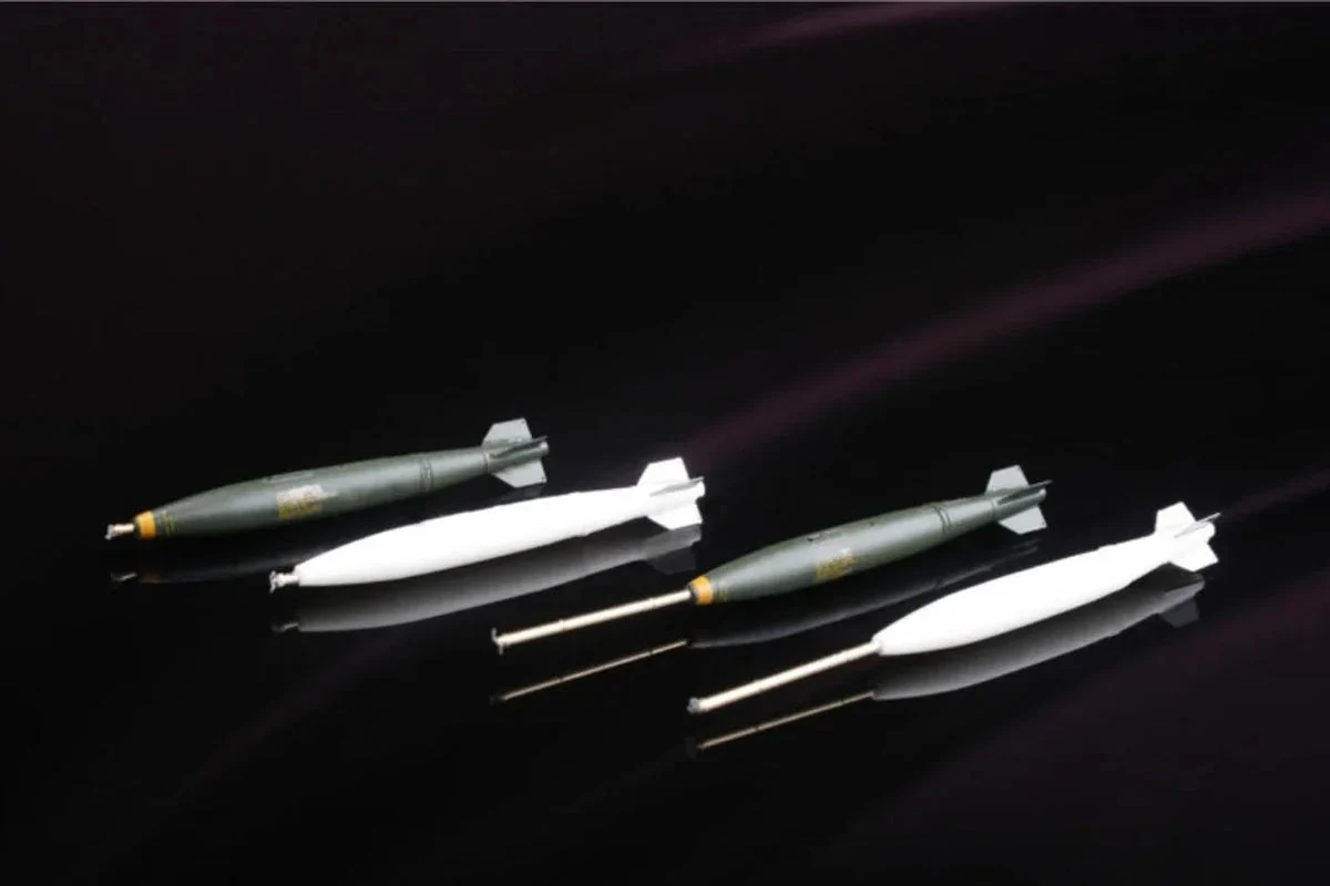 1/48 KA Models Mk.82 500lb GENERAL PURPOSE BOMB 4set