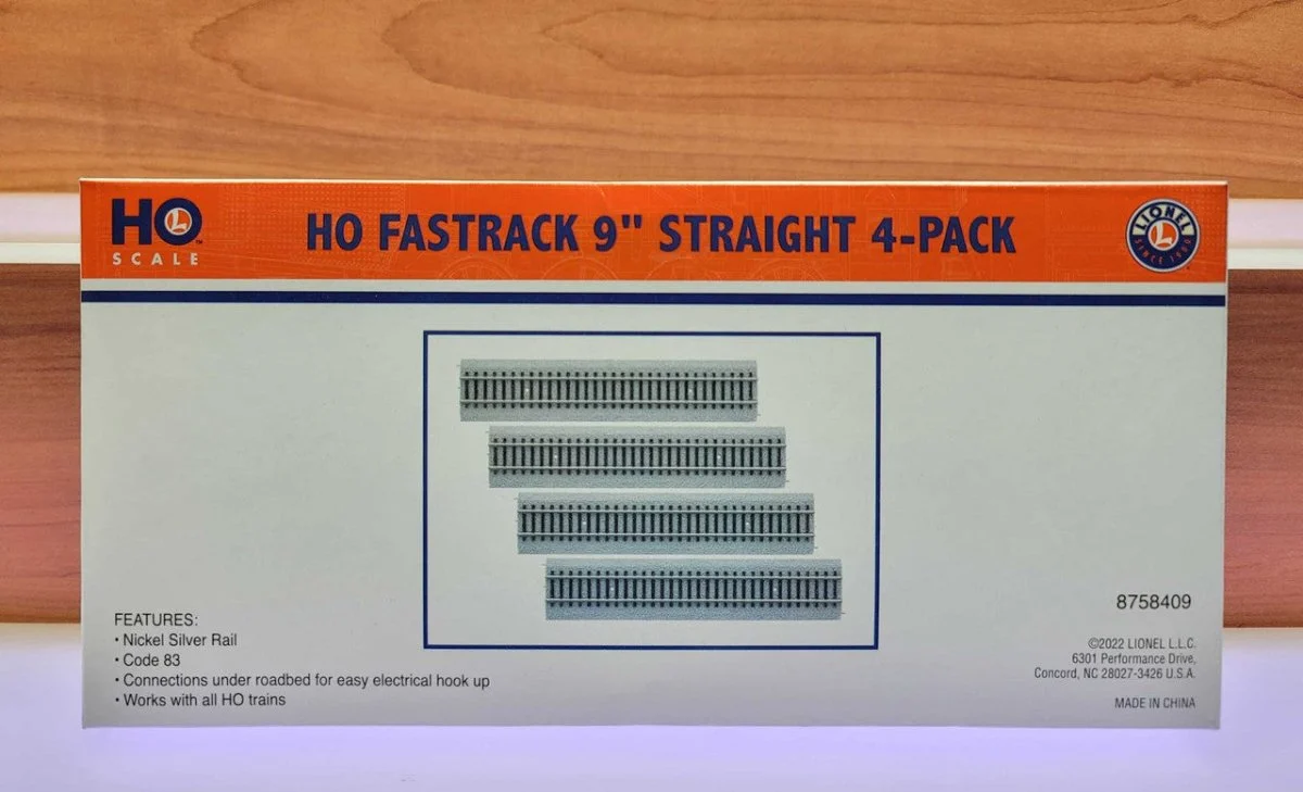 Lionel HO Scale Fastrack 9" Straight Track (Pack of 4) - 8758409