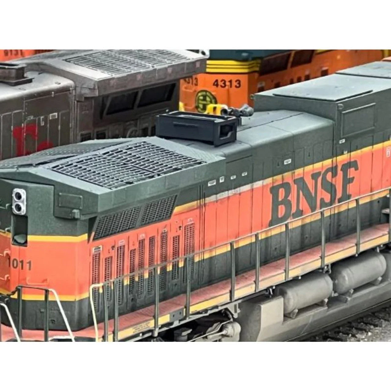 Mac Rail HO Dash 9 Stack Cover "Open" - 2 Pack