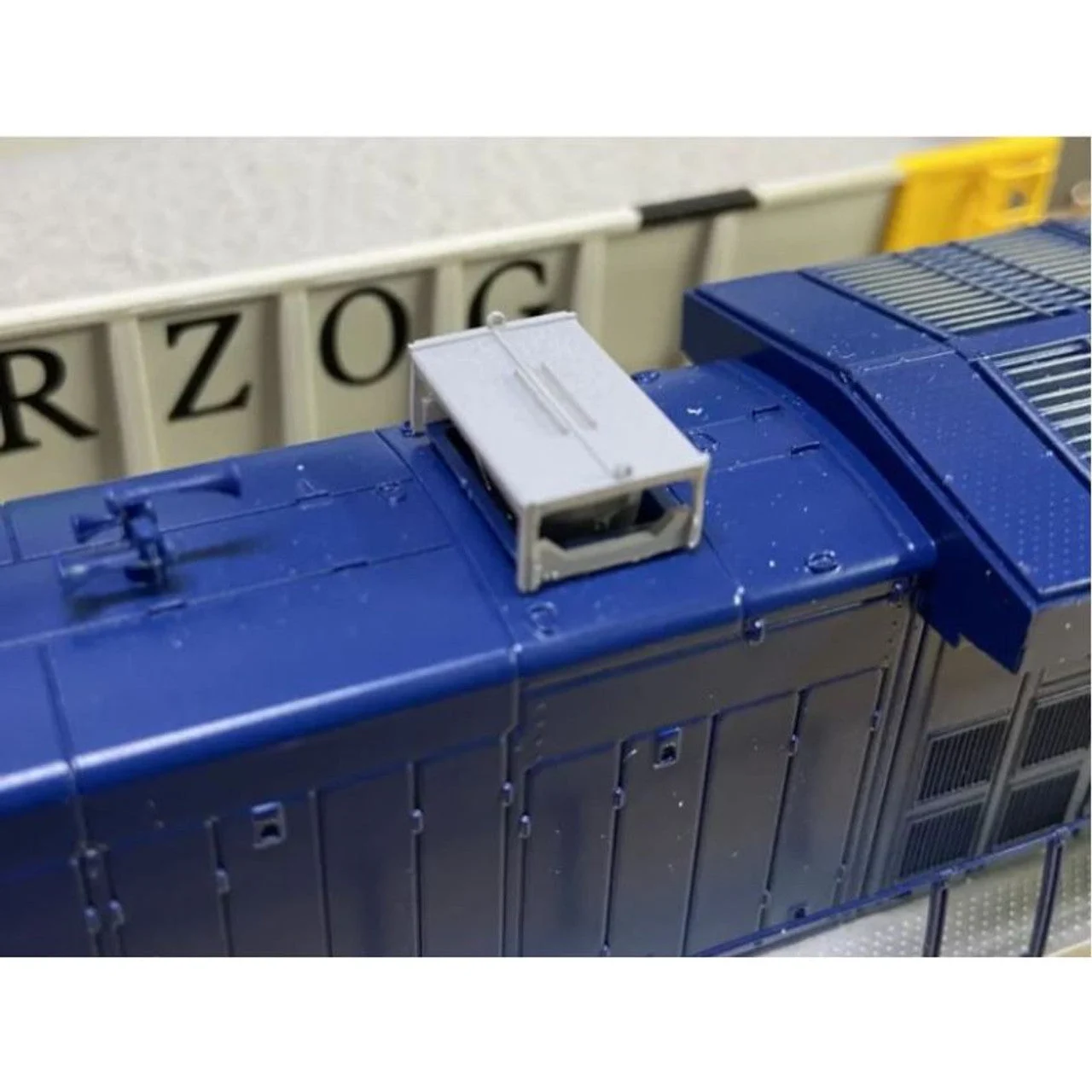 Mac Rail HO Dash 9 Stack Cover "Closed" - 2 Pack