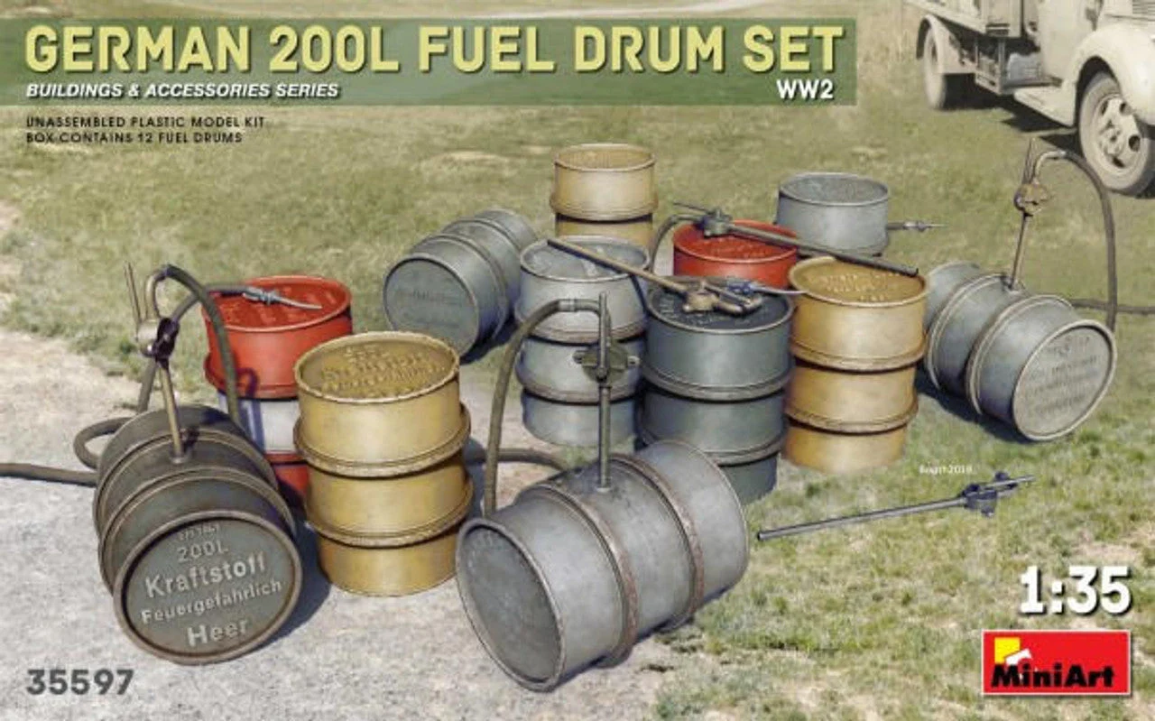 Miniart 1/35 Miniart WWII German 200L Fuel Drum Set (12)