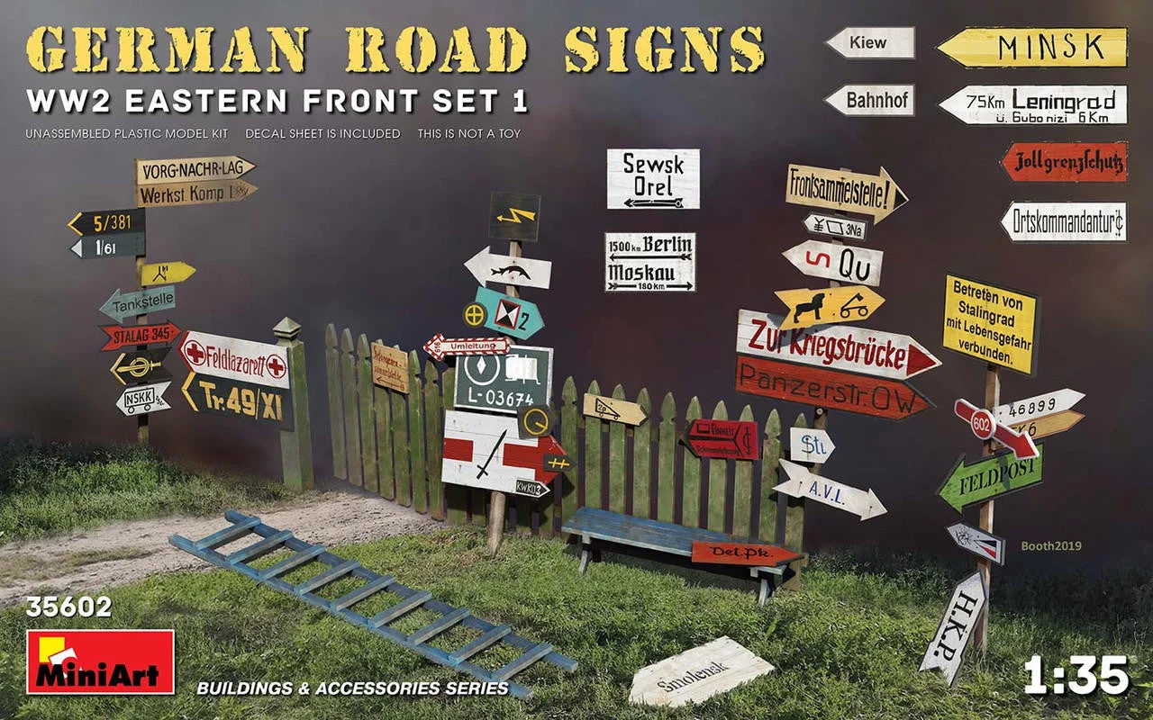 Miniart 1/35 Miniart German Road Signs WW2 (Eastern Front Set 1)