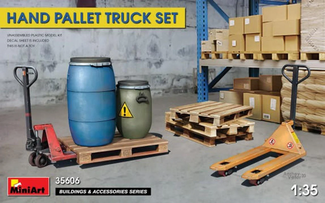 Miniart 1/35 Miniart Pallet Jacks (2) w/Pallets (4) & Barrels (2)