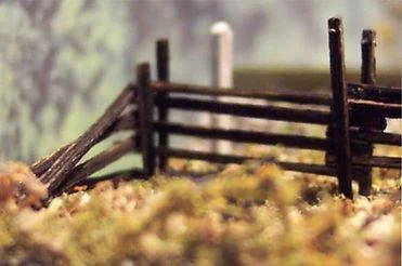 N Osborn Log Fence 3082 - Osborn Model Kits