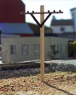 N Osborn Telephone Posts Kit 3068 - Osborn Model Kits