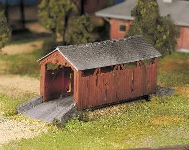 O Bachmann Covered Bridge 45992 - Bachmann Trains