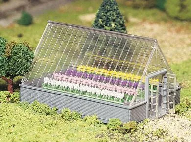 O Bachmann Greenhouse with Flowers 45615 - Bachmann Trains