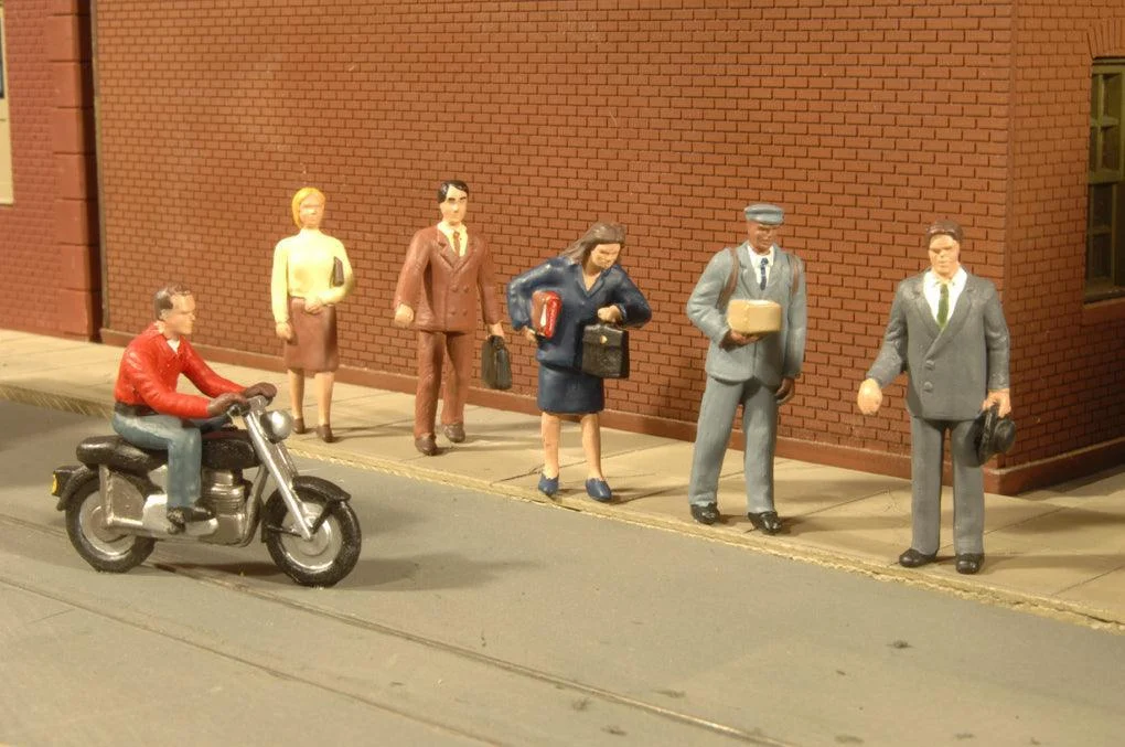O Scale Bachmann City People with Motorcycle 33151 - Bachmann Trains