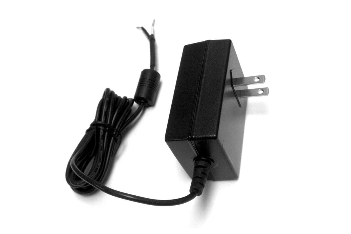 Piko 35025 Transformer 120V / 24V / 1.9A (G-Scale)