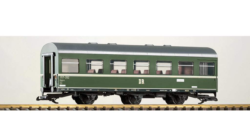 Piko 37685 DR III 3-Axle Coach Bagtre (G-Scale)