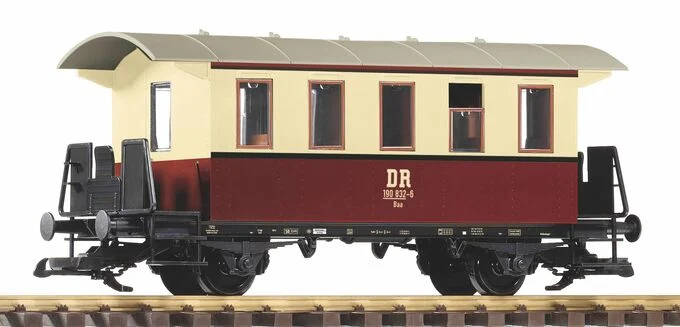 Piko 37928 DR III 2-Axle 2. Cl. Coach, Beige/Brown (G-Scale)