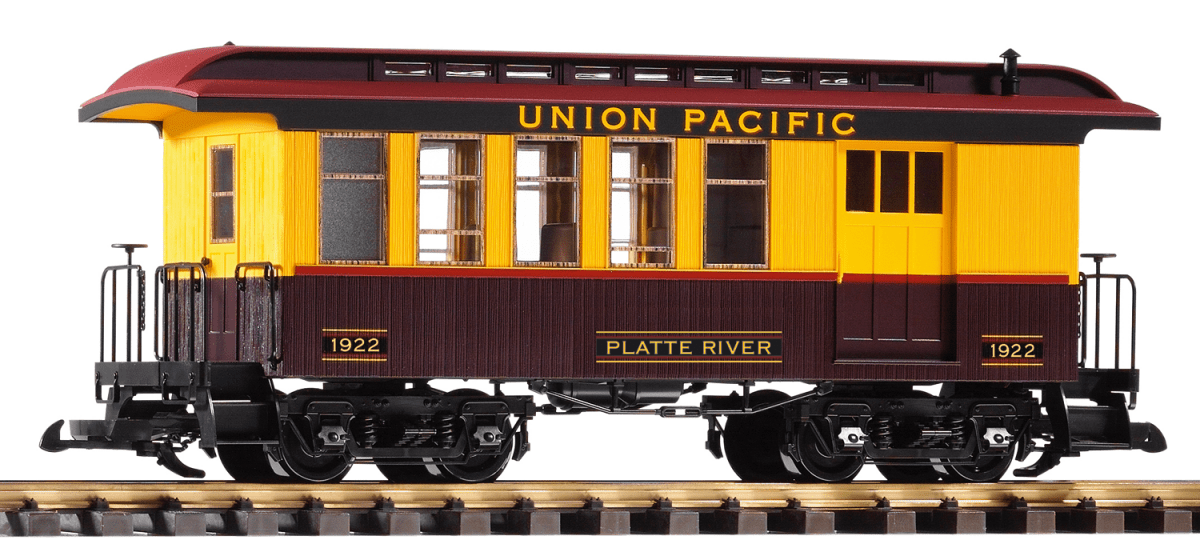 Piko 38655 Union Pacific Wood Combine #1922 (G-Scale)
