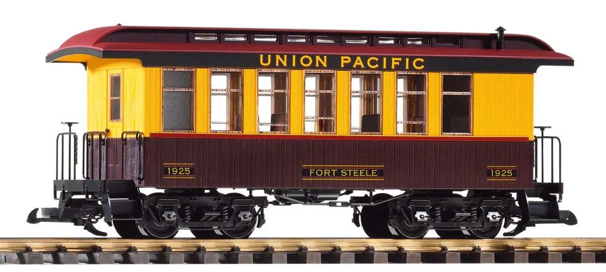 Piko 38672 UP Wood Coach 1925 (G-Scale)