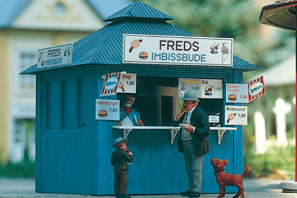 Piko 62021 Freds Snack Bar, Building Kit (G-Scale)