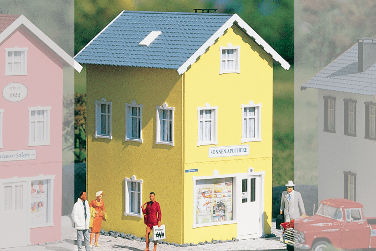 Piko 62067 Garden City Sunny Pharmacy, Building Kit (G-Scale)
