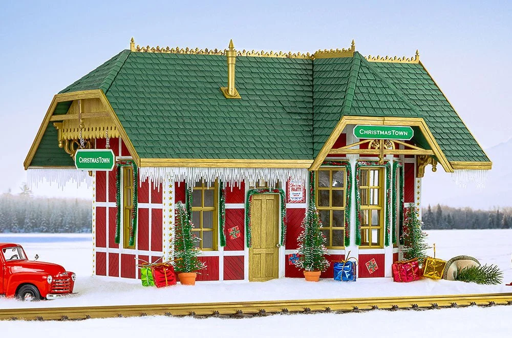 Piko 62268 ChristmasTown Station, Building Kit (G-Scale)