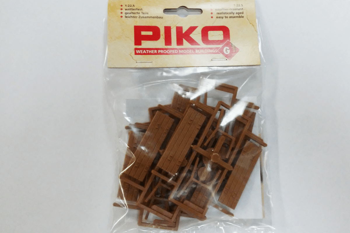 Piko 62285 Park Benches, 5 pcs (G-Scale)