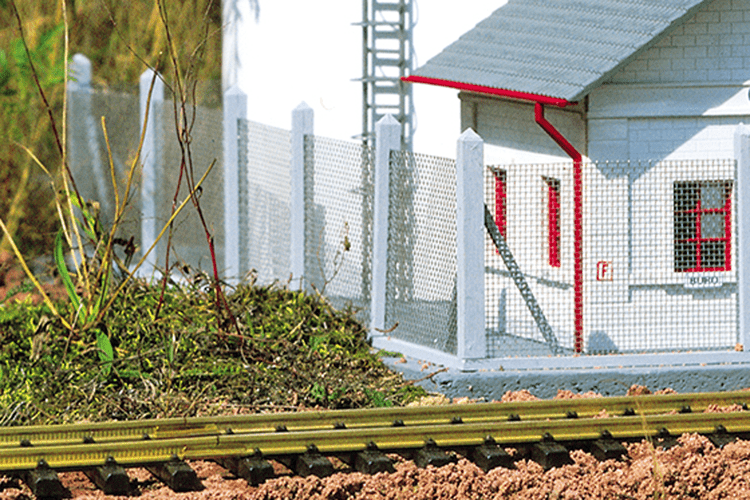 Piko 62290 Industrial Fence (G-Scale)