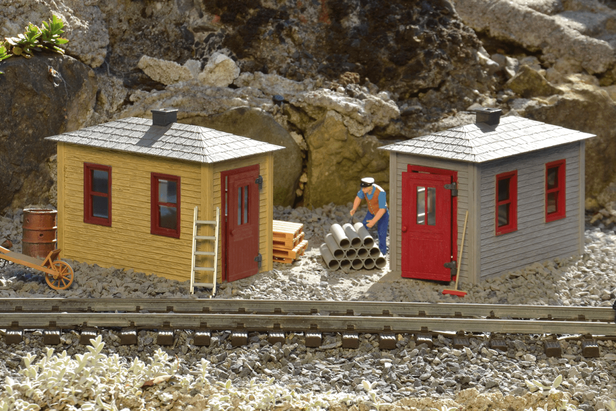 Piko 62718 Railroad Tool Shed 2-pack Built-Up Building (G-Scale)
