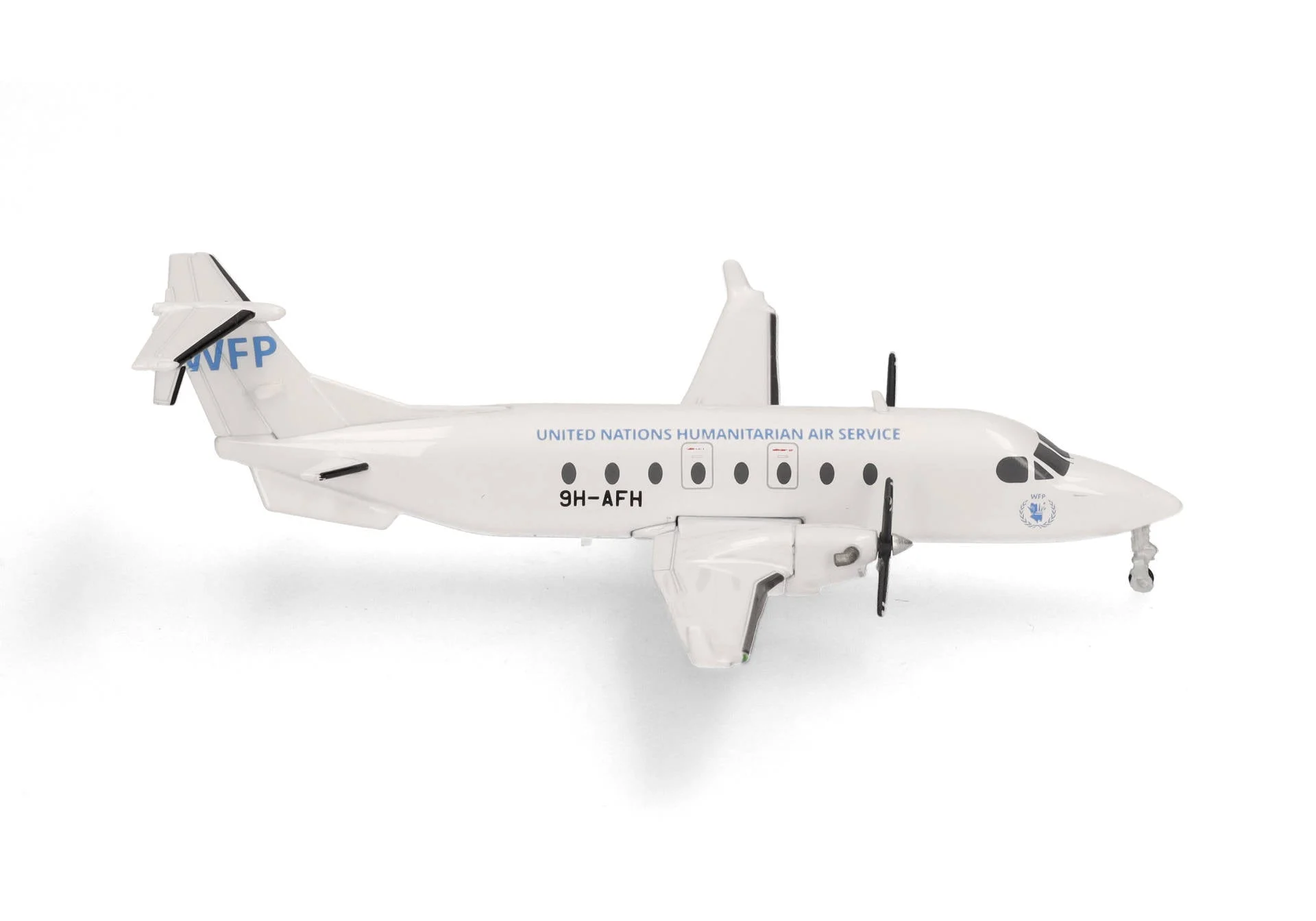 Pre-Order Herpa Wings 573450 1:200 United Nations (UNHAS) Beechcraft 1900D 9H-AFH