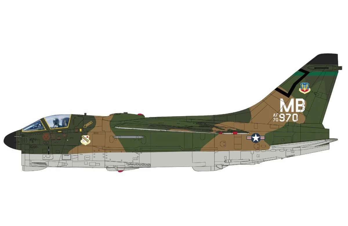 Pre-Order Hobby Master HC1101 1:72 A-7D Corsair 70-0970, 354th TFW, 1970s