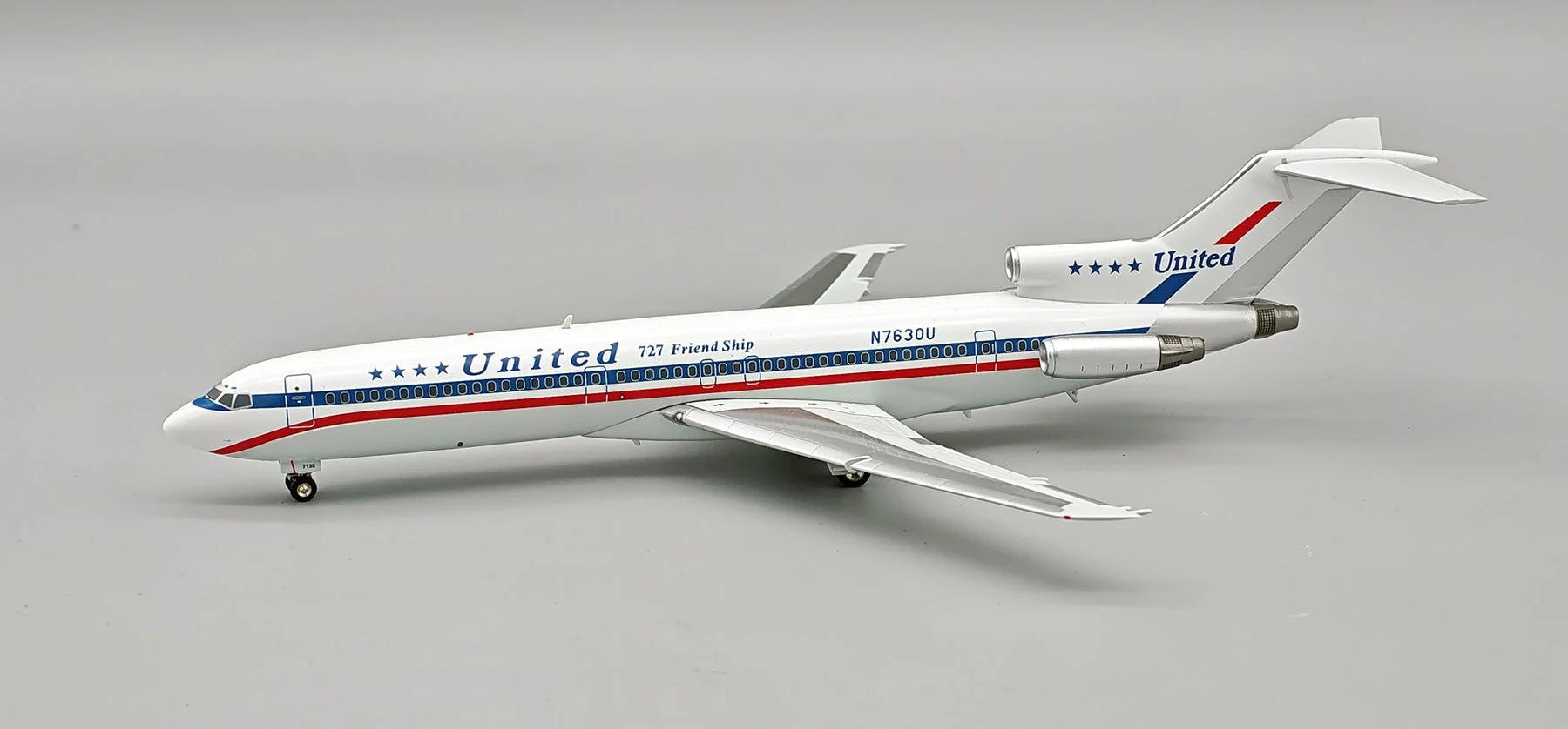 Pre-Order InFlight200 IF722UA0426 1:200 United Airlines Boeing 727-222 N7630U