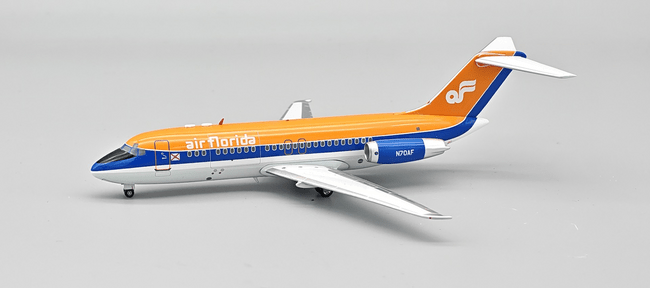 Pre-Order InFlight200 IF915AF0726 1:200 McDonnell Douglas DC-9-15RC - Air Florida N70AF