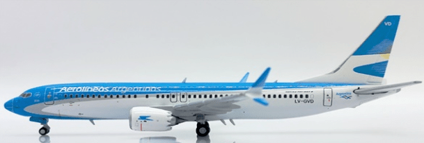 Pre-Order JC Wings LH4198 1:400 Aerolineas Argentinas Boeing 737 MAX 8 LV-GVD