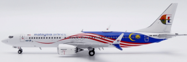 Pre-Order JC Wings LH4360 1:400 Malaysia Airlines Boeing 737 MAX 8 Reg: 9M-MVD