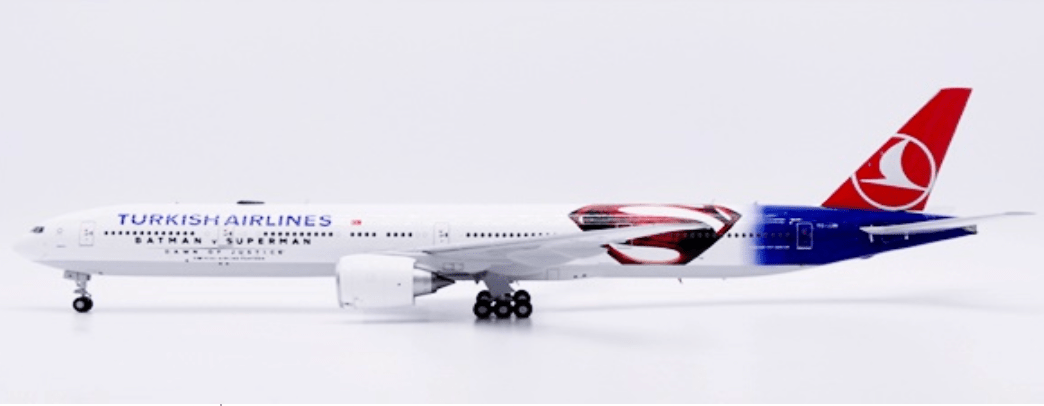 Pre-Order JC Wings XX20704 1:200 Turkish Airlines Boeing 777-300ER "Batman v Superman" Reg: TC-JJN