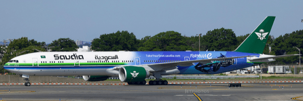 Pre-Order JC Wings XX40318 1:400 Saudi Arabian Airlines Boeing 777-300ER "Formula E 2024" Reg: HZ-AK43