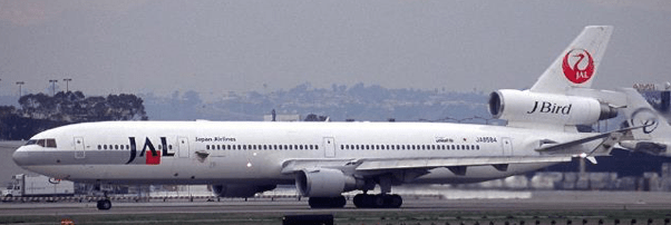 Pre-Order JC Wings XX40373 1:400 Japan Airlines McDonnell Douglas MD-11 "J-Bird" Reg: JA8584