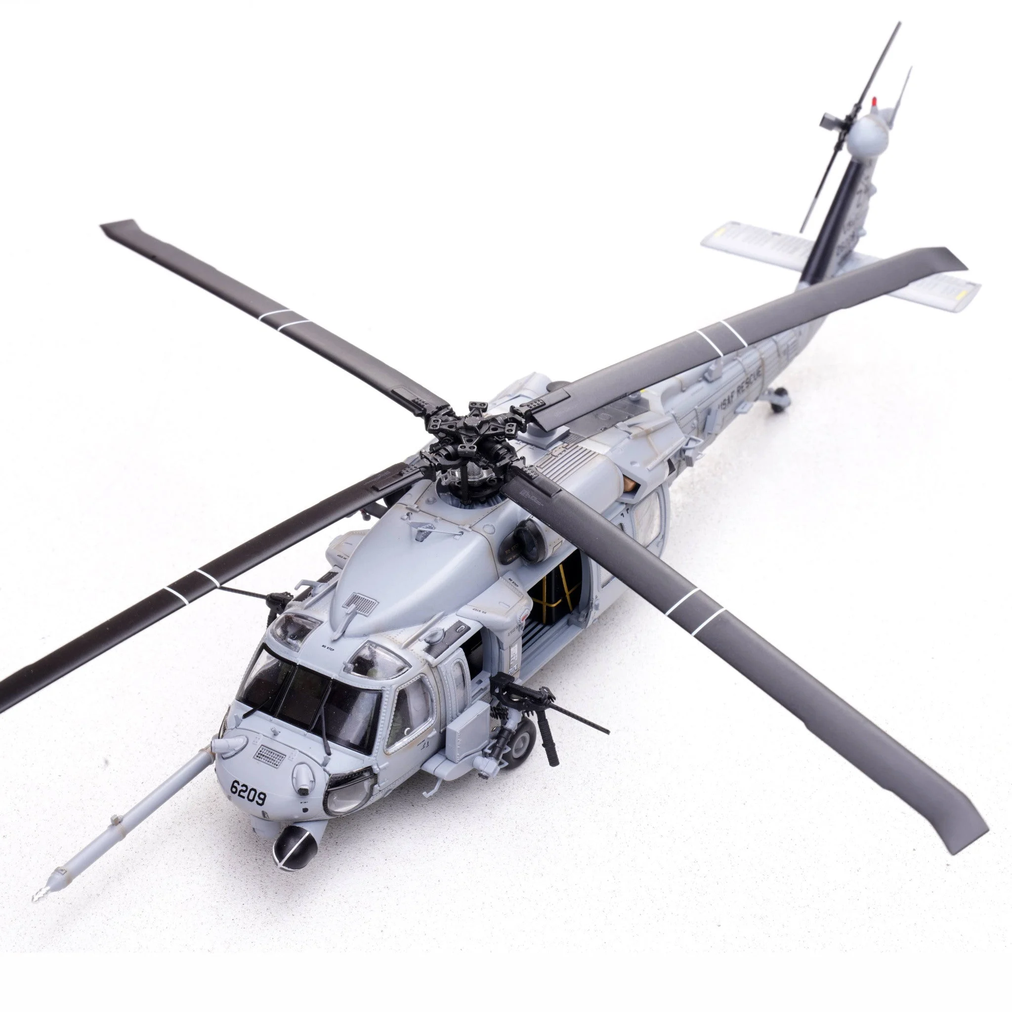 Pre-Order Panzerkampf 14058PB 1:72 HH - 60G Pave Hawk. HH - 60G 89 - 26209 33rd RQS, 2012