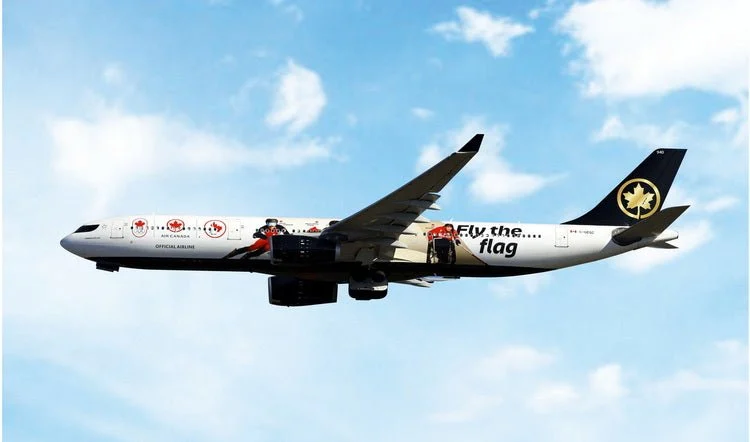 Pre-Order Phoenix 12072 1:400 Air Canada A330-300 C-GEGC "Fly The Flag"