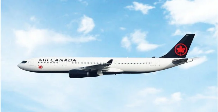 Pre-Order Phoenix 12073 1:400 Air Canada A330-300 C-FDHU