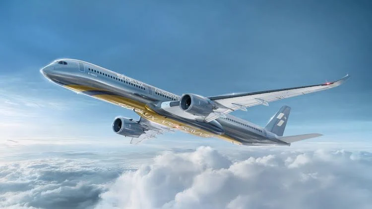 Pre-Order Phoenix Models 04693 1:400 Starlux A350-1000 B-58553 "AIRSORAYAMA Silver"