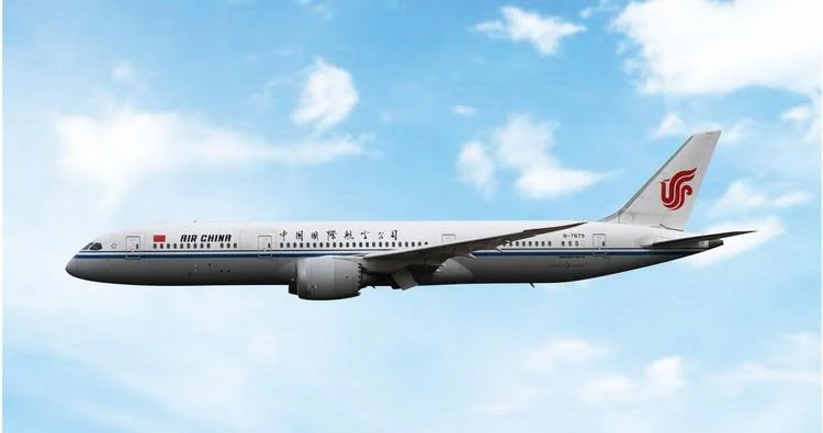 Pre-Order Phoenix Models 12090 1:400 Air China B787-9 B-7879