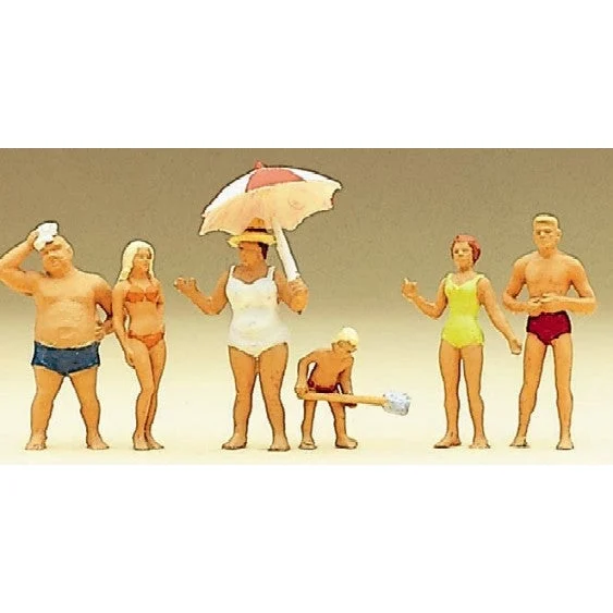 Preiser HO Family on Beach Standing (6)