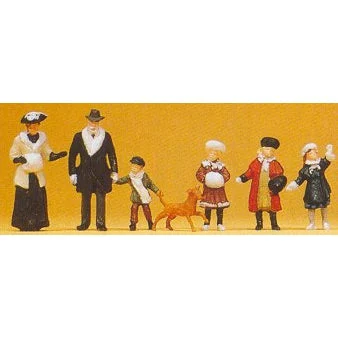 Preiser HO Couple w/Four Children & Dog in Winter Clothes