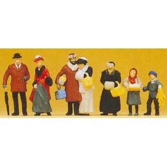 Preiser HO 1900 Era Couple, Women & Children Winter Dress