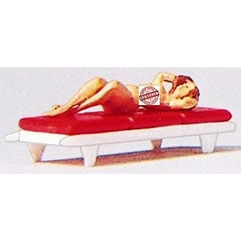Preiser HO Nude Woman on Chaise Lounge Sunbathing