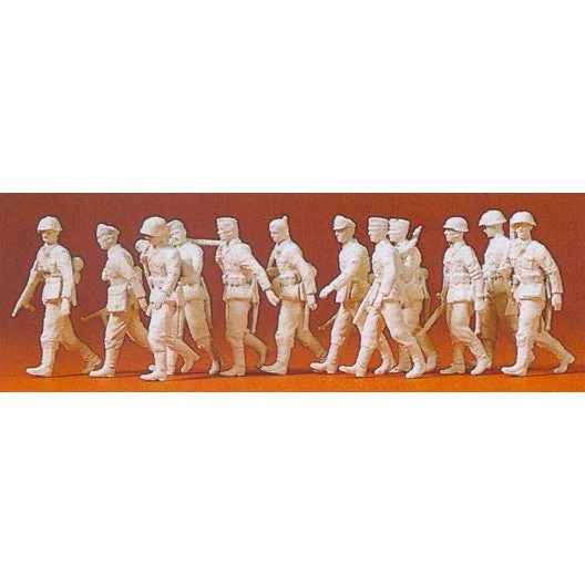 Preiser 1/72 Unpainted German Reich Infantry Advancing 1939-45 (12) (Kit)