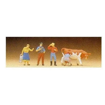 Preiser N Farmers w/Cow (4)